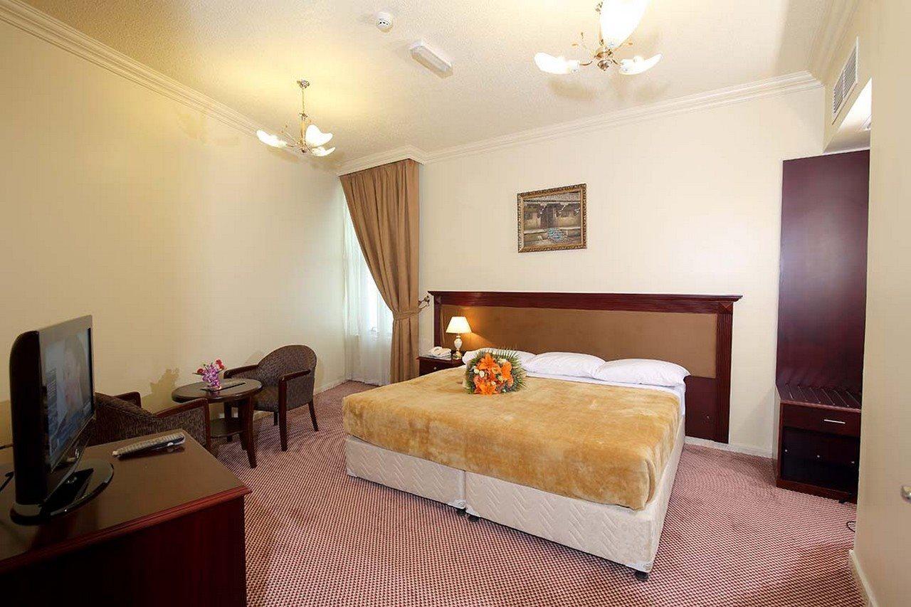 Al Bustan Hotel Sharjah Bagian luar foto