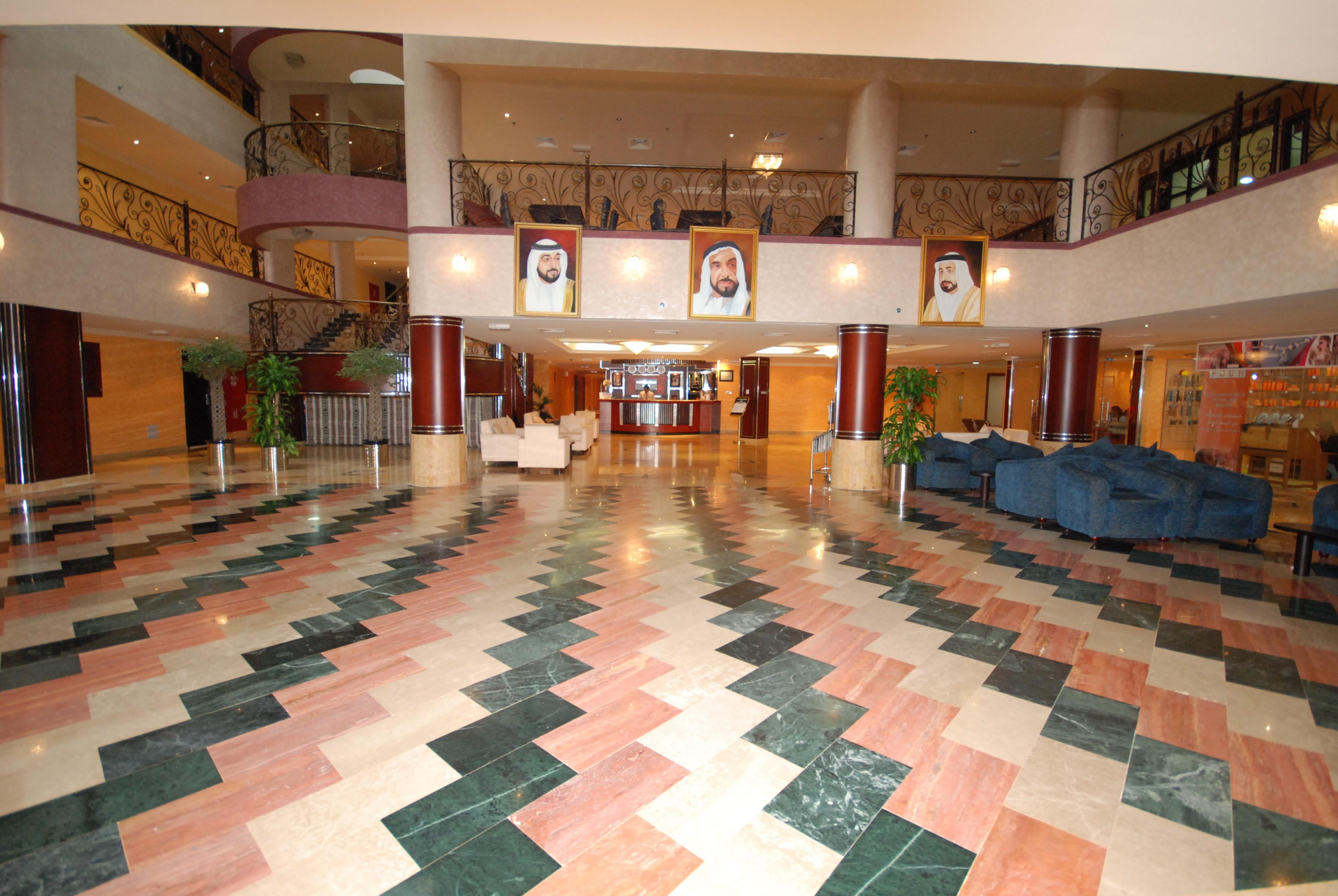 Al Bustan Hotel Sharjah Bagian luar foto