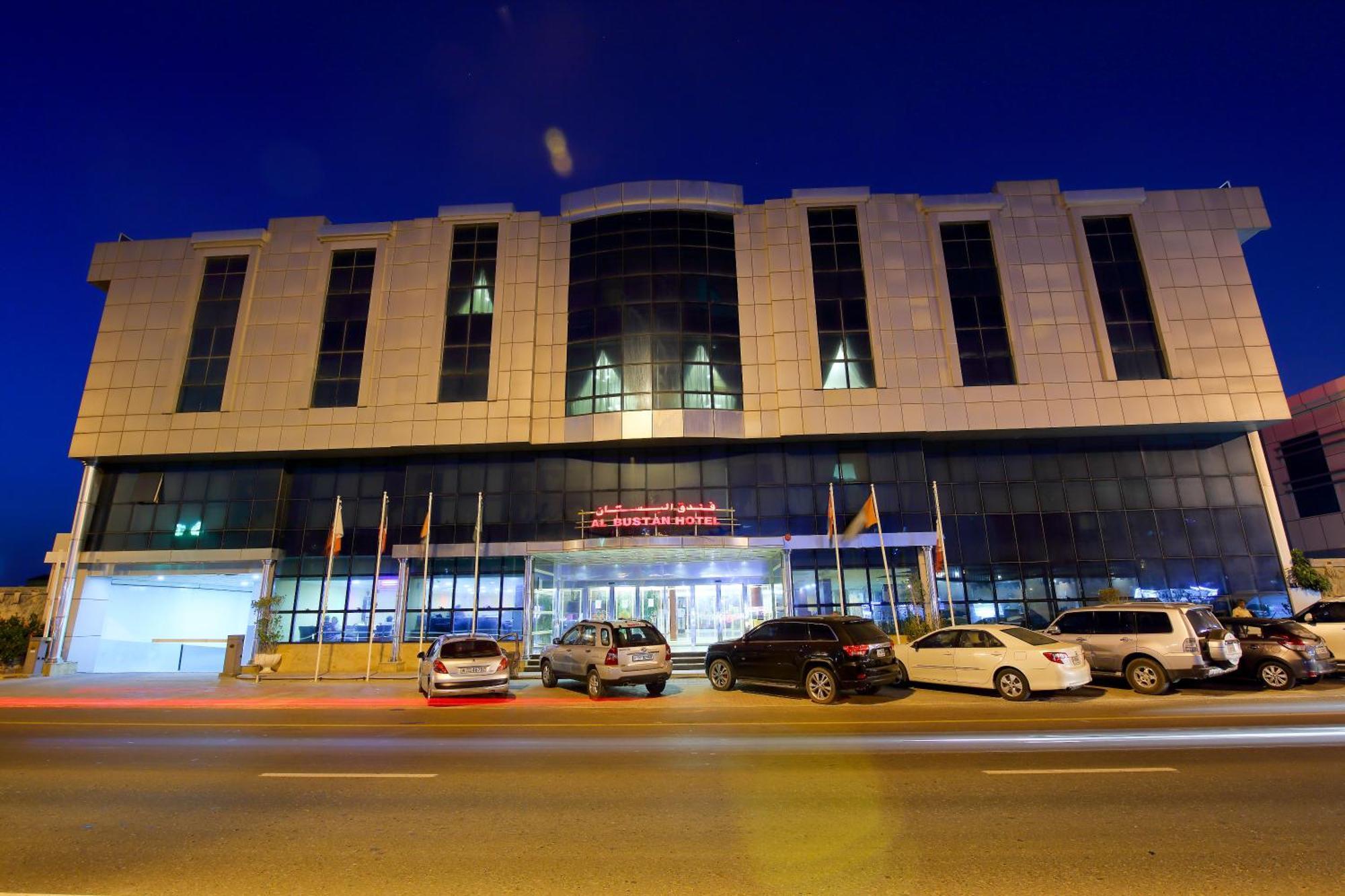 Al Bustan Hotel Sharjah Bagian luar foto